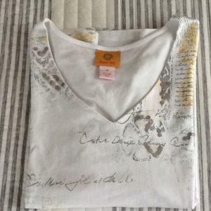 Ruby Rd. V neck top